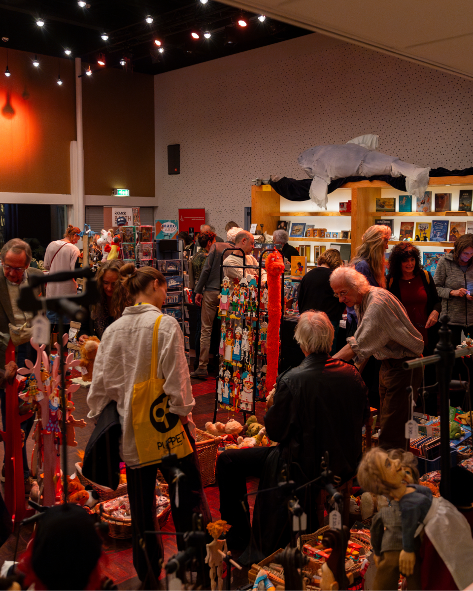 Puppet Shop De Plataan