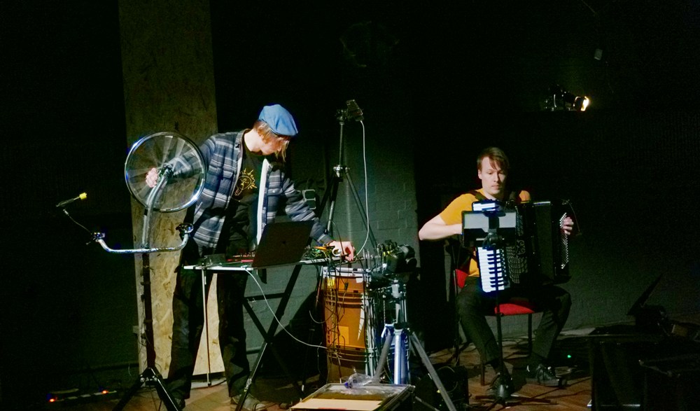 Lichtbende (NL) & Koninklijke Muziekvereniging Apollo De Wijk (Drenthe) Ring-Ring.